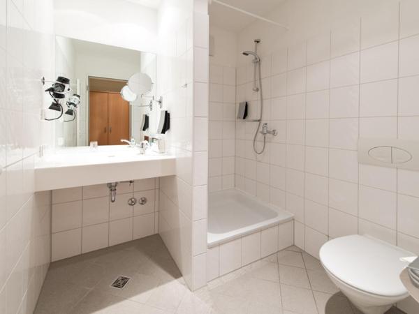 Airporthotel Berlin-Adlershof : photo 5 de la chambre chambre simple exécutive