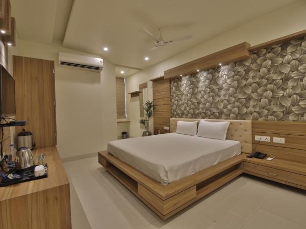 Hotel Grand Safari : photo 2 de la chambre chambre deluxe