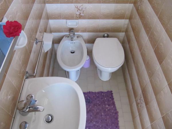 Hotel Villa Elia : photo 3 de la chambre chambre triple avec balcon