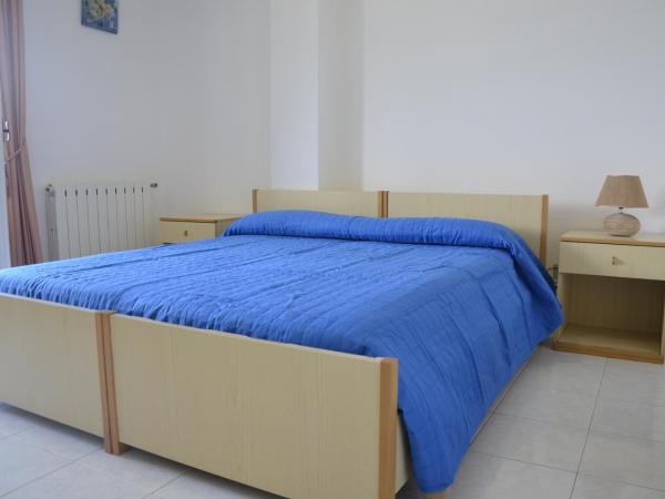 U Campagnuolo : photo 1 de la chambre chambre double avec balcon - vue sur mer