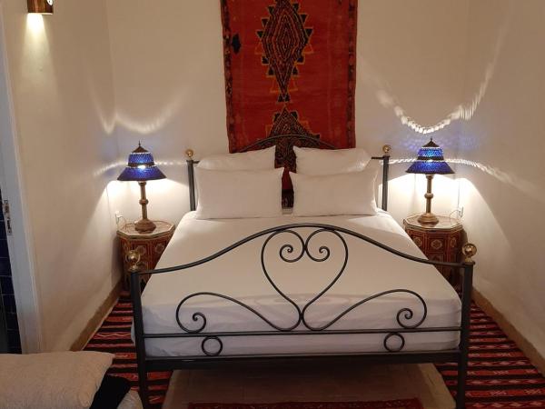 Dar Abdesalam : photo 2 de la chambre chambre double avec salle de bains privative