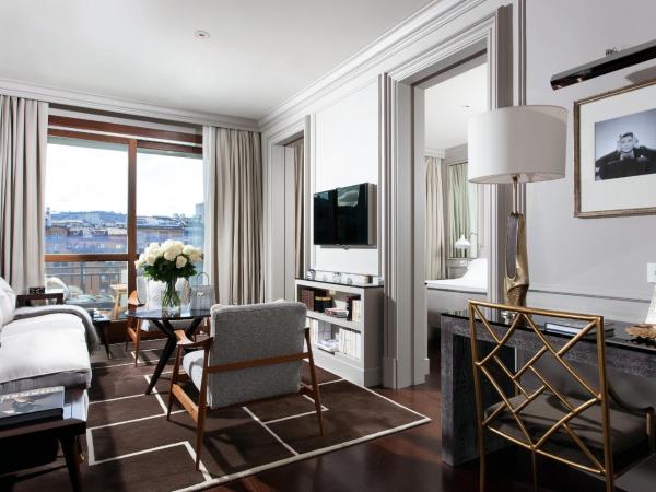 Portrait Firenze - Lungarno Collection : photo 4 de la chambre studio de luxe - vue sur rivière