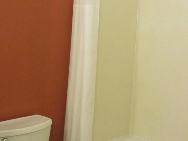 Sleep Inn & Suites Hwy 290-NW Freeway : photo 2 de la chambre chambre lit king-size - non-fumeurs