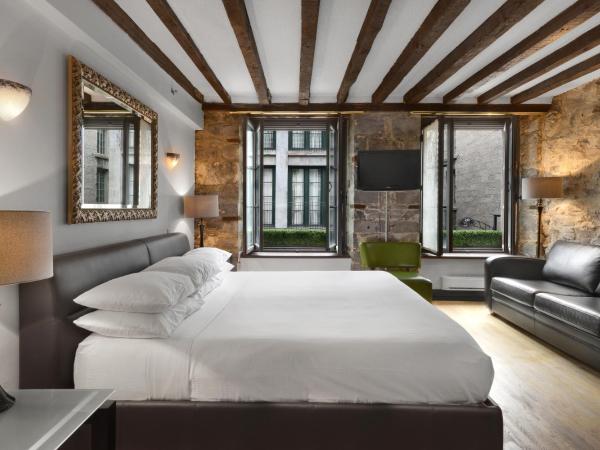 Hotel Épik Montréal : photo 4 de la chambre chambre lit king-size supérieure