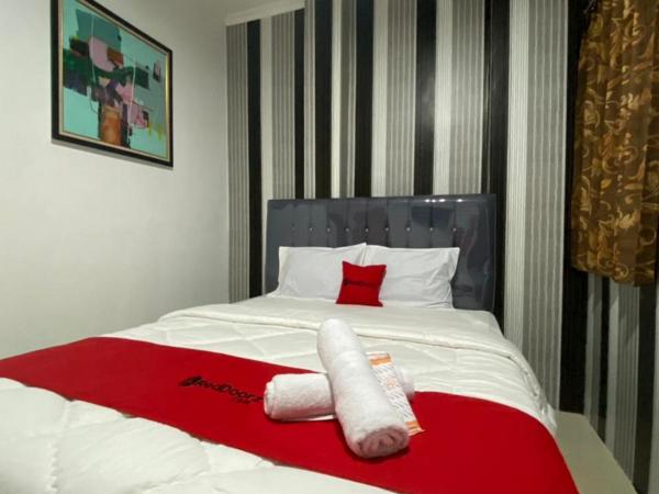 RedDoorz Plus @ Rawamangun : photo 1 de la chambre chambre double