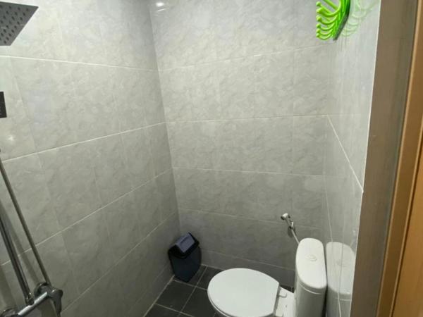 RedDoorz Plus @ Rawamangun : photo 3 de la chambre chambre double