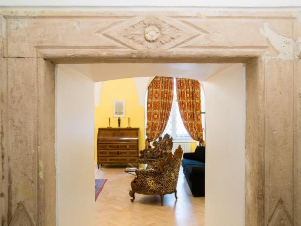 Boutique Hotel Dom - Rooms & Suites : photo 9 de la chambre chambre double supérieure