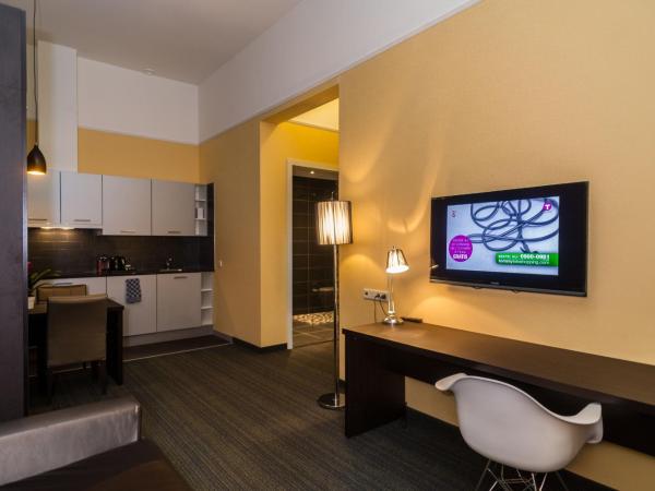 Golden Mansion Aparthotel : photo 4 de la chambre appartement supérieur