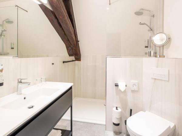 Boutique Hotel Dom - Rooms & Suites : photo 2 de la chambre chambre triple classique