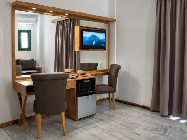 Porto Greco Village Beach Hotel : photo 6 de la chambre suite 1 chambre 