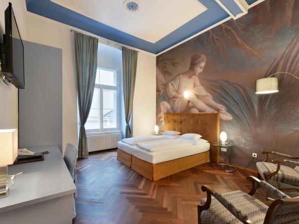 Boutique Hotel Dom - Rooms & Suites : photo 3 de la chambre chambre double confort