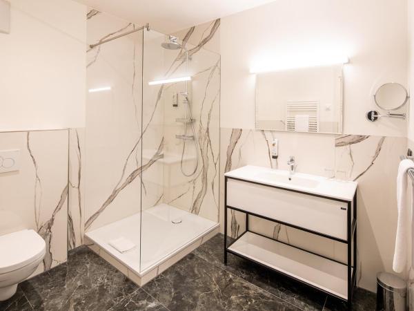 Boutique Hotel Dom - Rooms & Suites : photo 5 de la chambre chambre double confort