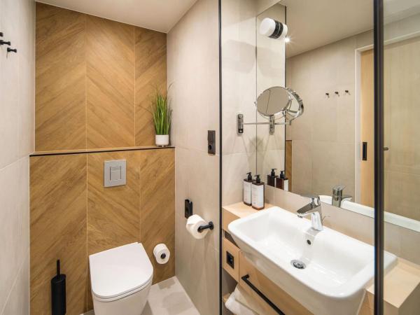 Mercure Katowice Centrum : photo 3 de la chambre chambre lits jumeaux classique