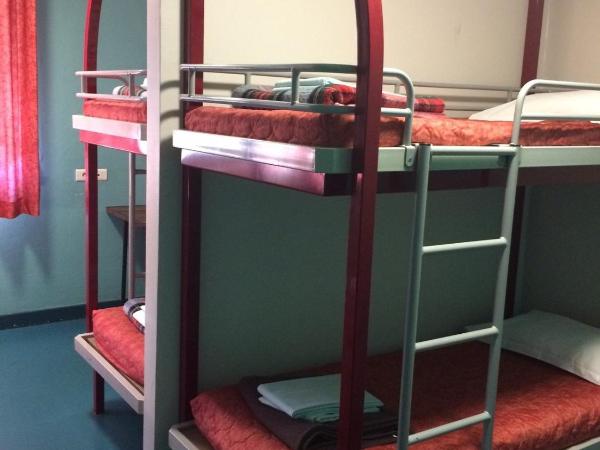 ETHIC ETAPES DIJON Accueil 24h24 et parking gratuit : photo 7 de la chambre lit superposé dans dortoir pour femmes