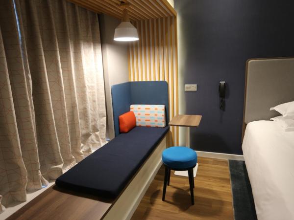 Holiday Inn Express - Wuhan Optical Valley, an IHG Hotel : photo 3 de la chambre chambre lit king-size standard