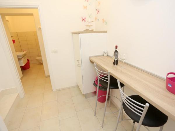 Zadar Street Apartments and Room : photo 8 de la chambre studio