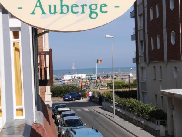 AUBERGE RIVA BELLA : photo 10 de la chambre chambre triple avec douche