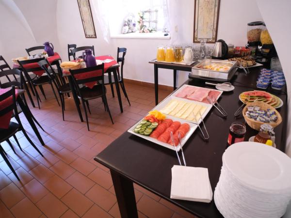 Pension Rosa : photo 7 de la chambre chambre triple