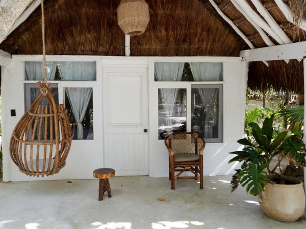Roc Luxe Tulum : photo 7 de la chambre suite deluxe avec lit king-size
