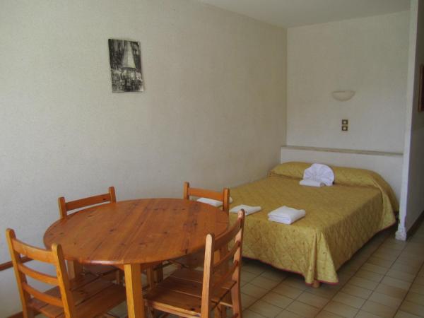 Motel Saint Francois : photo 2 de la chambre studio (4 adultes)