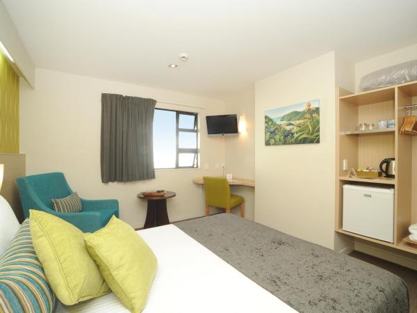 Quality Hotel Lincoln Green : photo 5 de la chambre chambre lit queen-size standard - non-fumeurs