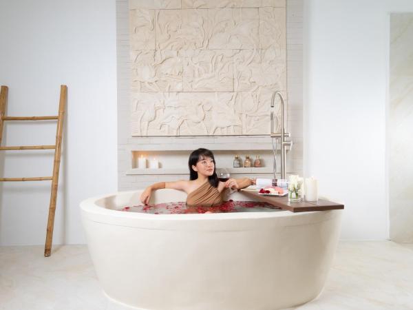 Dhevan Dara Resort & Spa Hua Hin - Pool Villa : photo 8 de la chambre villa avec piscine privée