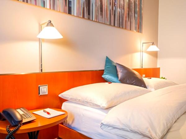 Hotel Metropol Basel : photo 3 de la chambre première chambre double