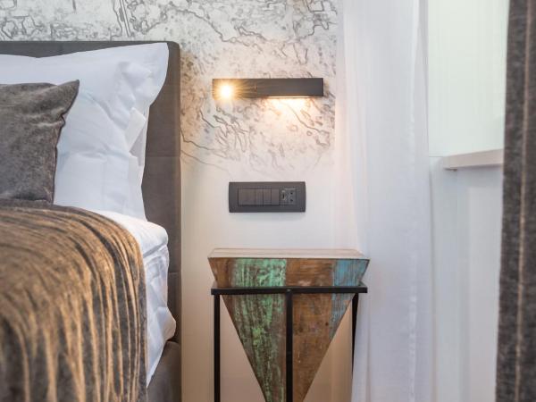 Casa Costabella : photo 6 de la chambre chambre double ou lits jumeaux deluxe avec balcon
