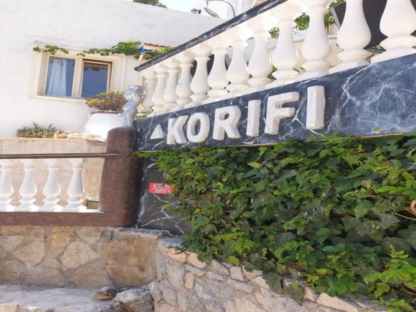 Room in Apartment - Beautiful and Spacious Room near Cretan Sea : photo 7 de la chambre chambre triple