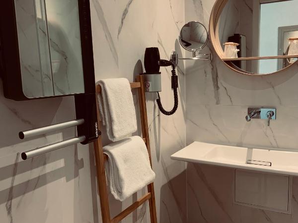 Hôtel Restaurant Le Clos Fleuri : photo 5 de la chambre chambre double