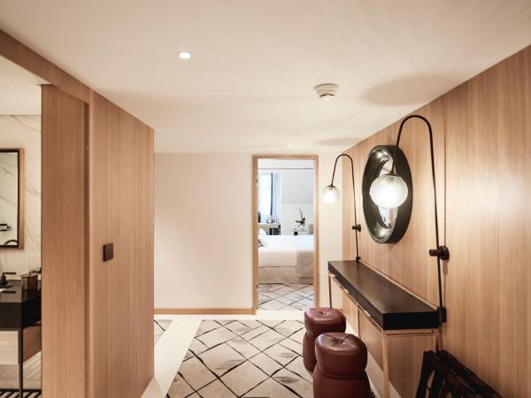 Storchen Zürich - Lifestyle boutique Hotel : photo 3 de la chambre suite signature - côté fleuve