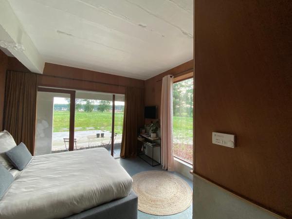 BBruT : photo 7 de la chambre chambre double - vue sur jardin