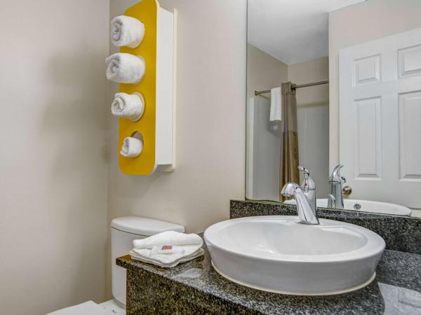 Studio 6-Atlanta, GA - Chamblee : photo 4 de la chambre chambre lit queen-size - fumeurs