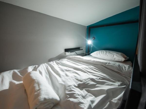 4SHARE Hostel : photo 1 de la chambre chambre lits jumeaux standard