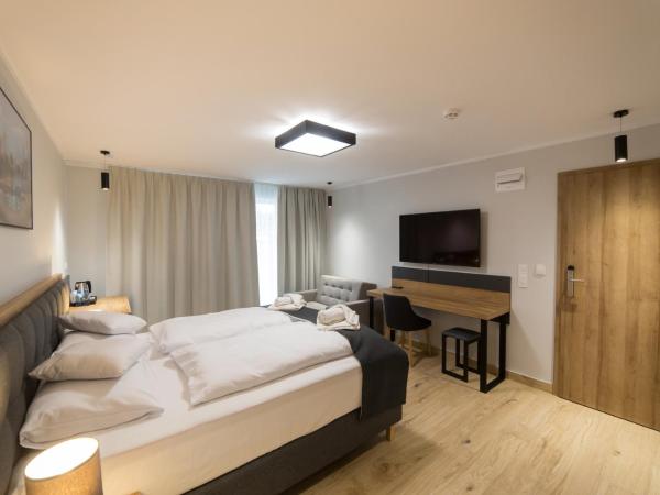 Villa Aura : photo 4 de la chambre chambre familiale avec terrasse