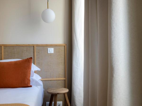 Hôtel Joe M : photo 1 de la chambre chambre double ou lits jumeaux supérieure avec balcon