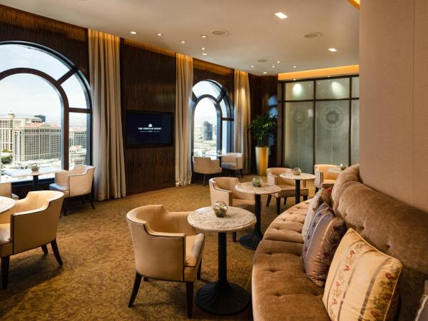 The Venetian® Resort Las Vegas : photo 4 de la chambre suite lit king-size deluxe salon club prestige vénitien