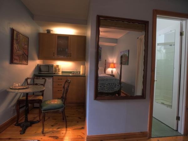 La Loggia Art B&B : photo 7 de la chambre chambre double avec salle de bains privative