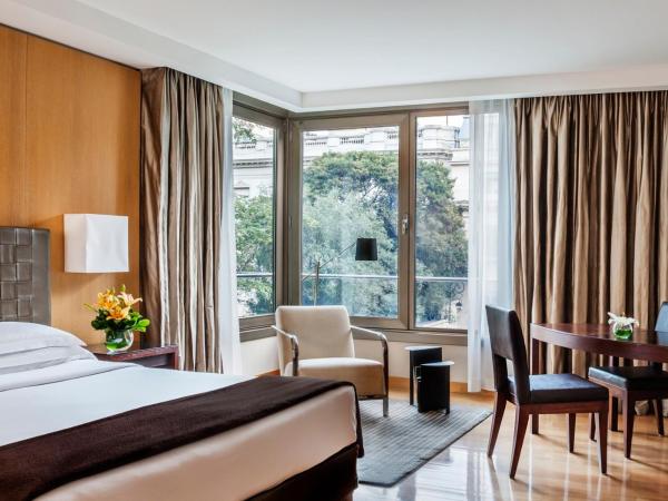 Palacio Duhau - Park Hyatt Buenos Aires : photo 6 de la chambre chambre lit king-size deluxe - vue sur jardin