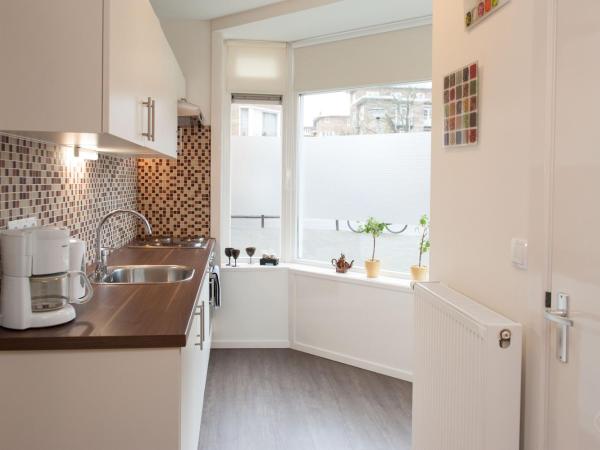 Bos en Lommer Hotel - Erasmus Park area : photo 4 de la chambre appartement i 1 chambre @ marieken van nimwegenstraat