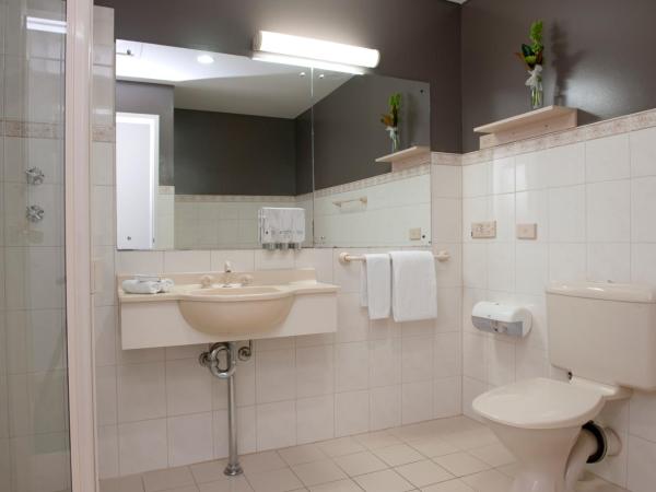 Adelaide Riviera Hotel : photo 3 de la chambre chambre lits jumeaux standard