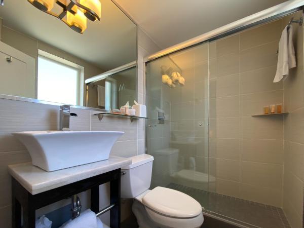 Marseilles Beachfront Hotel : photo 2 de la chambre chambre double classique