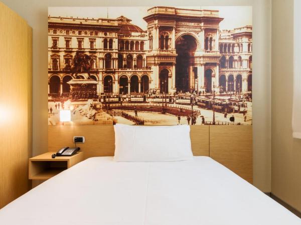 B&B Hotel Milano La Spezia : photo 2 de la chambre chambre simple lit queen-size