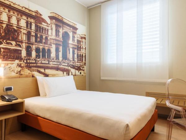 B&B Hotel Milano La Spezia : photo 1 de la chambre chambre simple lit queen-size
