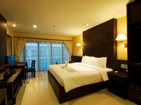 Baywalk Residence Pattaya : photo 1 de la chambre chambre double ou lits jumeaux standard avec baignoire