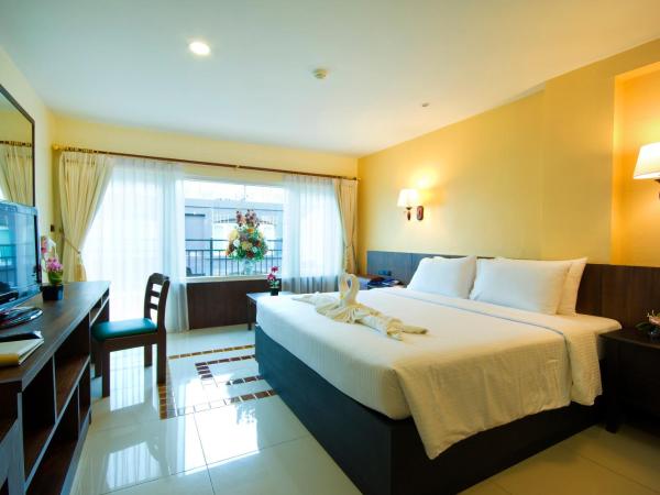 Baywalk Residence Pattaya : photo 3 de la chambre chambre double ou lits jumeaux standard avec baignoire
