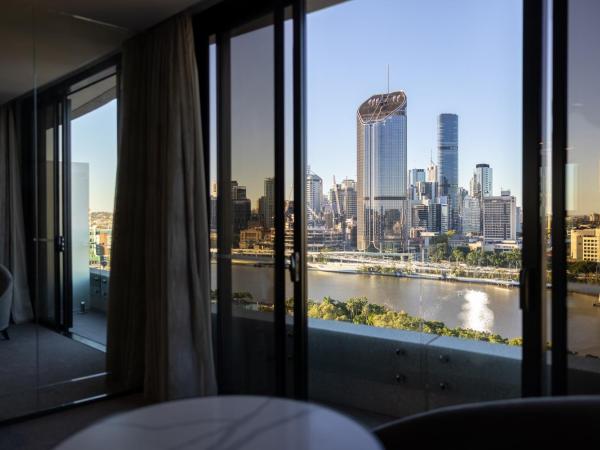 Emporium Hotel South Bank : photo 1 de la chambre suite lit king-size premium river city