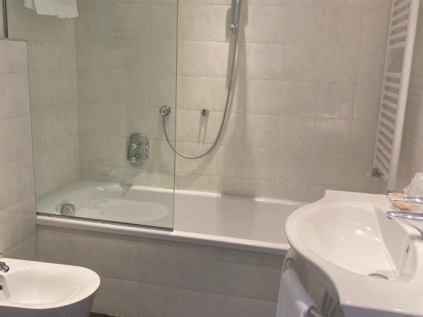 Card International Hotel : photo 8 de la chambre chambre double standard avec balcon