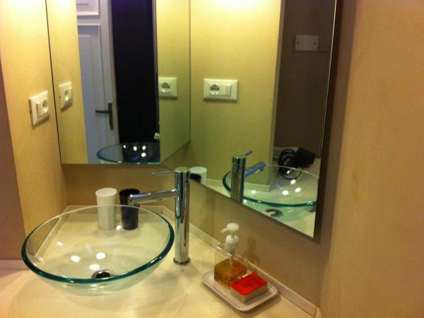 Residenza Navona Verona : photo 4 de la chambre chambre quadruple Économique