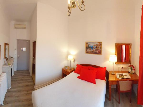 Hôtel Richelieu : photo 1 de la chambre chambre double supérieure